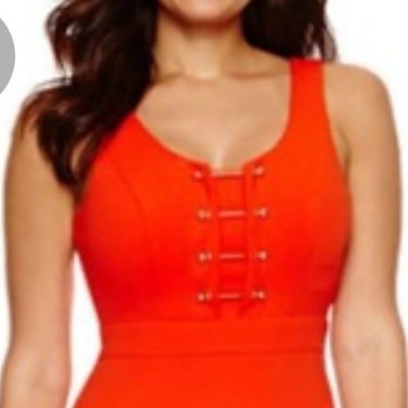 Bisou Bisou Bodycon Dress - Picture 3 of 8